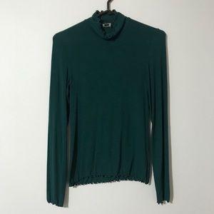 Wilfred ‘Carco’ Longsleeved Turtleneck in Teal